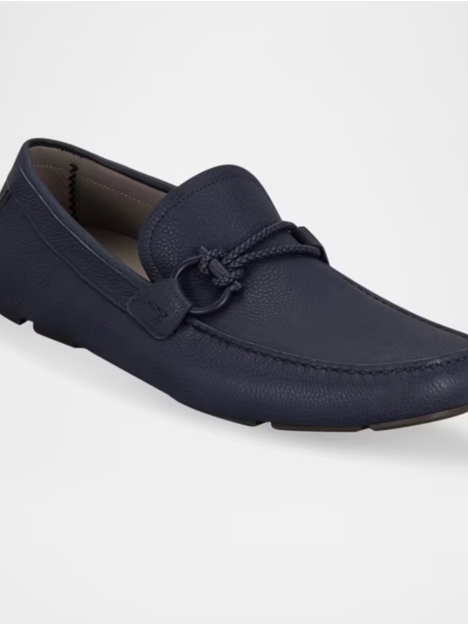 Salvatore Ferragamo Navy Pebbled Leather Driver Loafers With Knot Trim